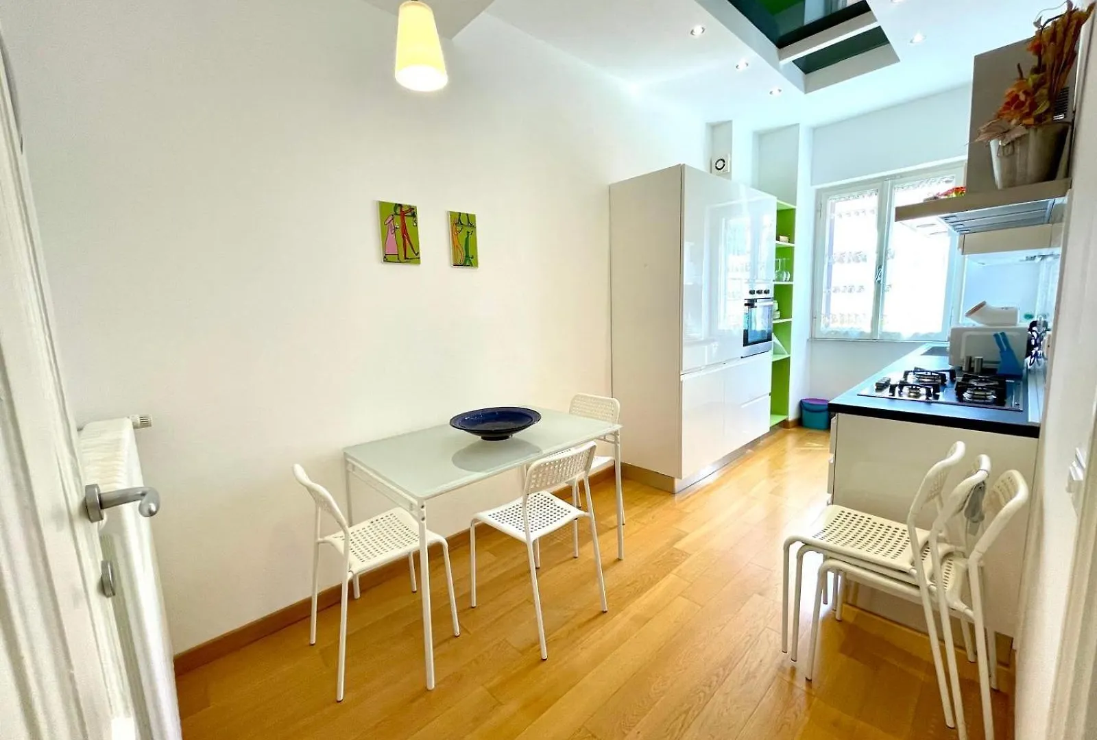 Vittoria'S Home Rom